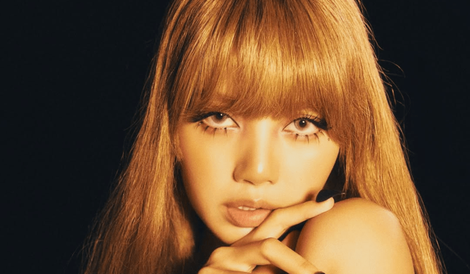 lisa blackpink