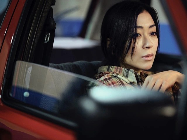 Hikaru Utada retorna com o novo single “PAPPAPARADISE”