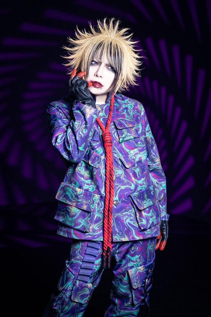 Vocalista Ryu| © XANVALA / PARAGUAS inc.